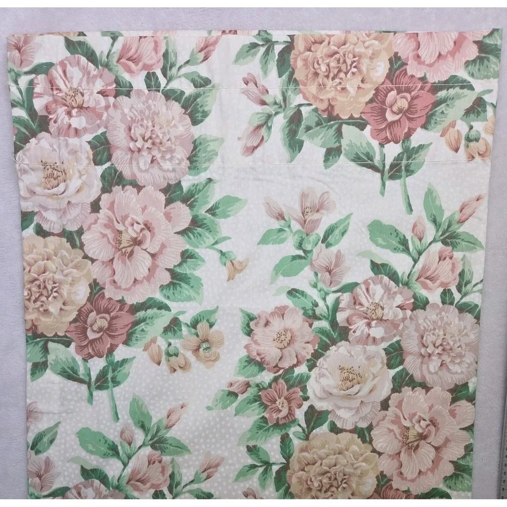 Vintage 80 90s Cottagecore Grandmillennial Floral Drapes Dots Romantic Chintz